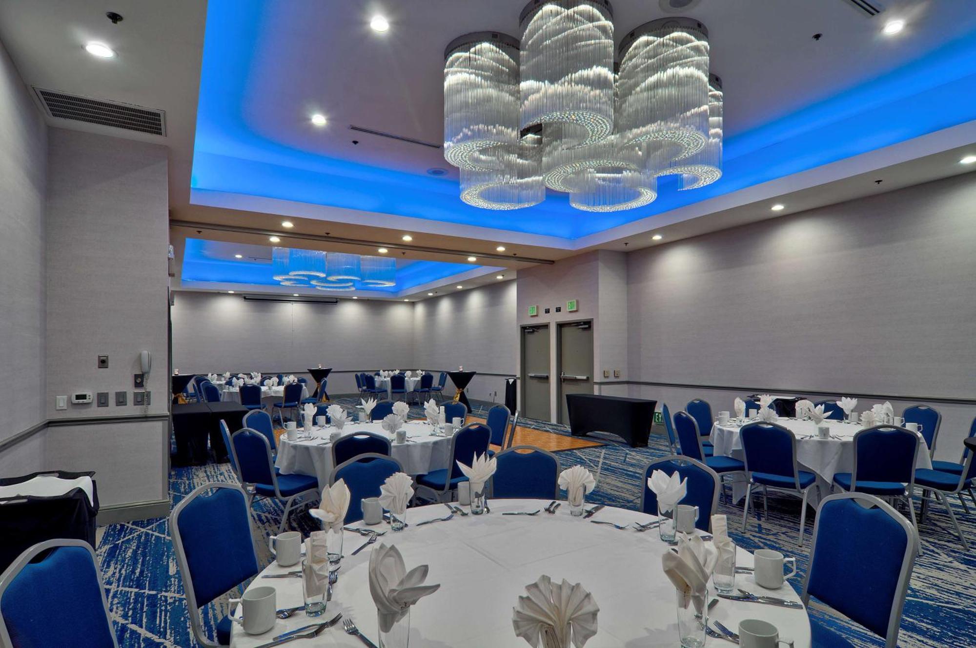 Hilton Garden Inn Ливермор Экстерьер фото