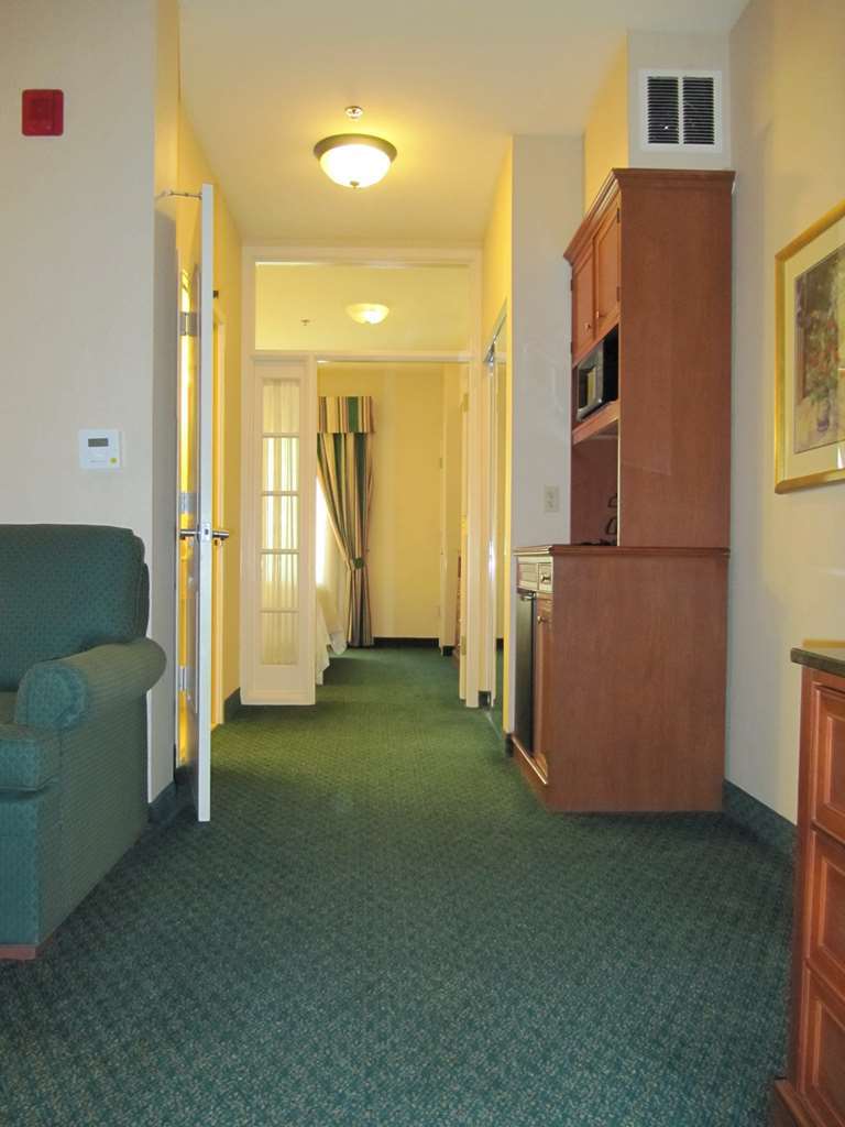Hilton Garden Inn Ливермор Номер фото