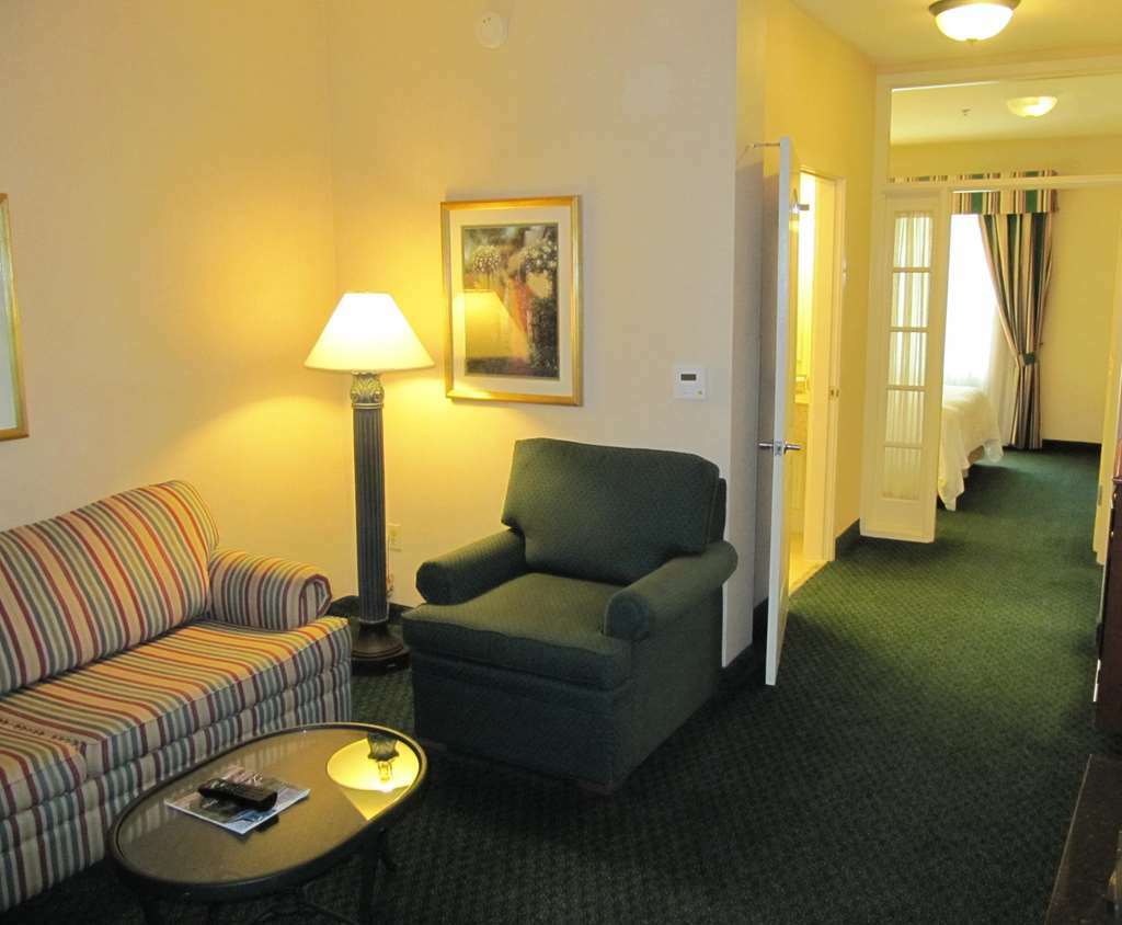 Hilton Garden Inn Ливермор Номер фото